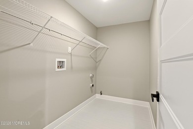 NEW CONSTRUCTION! Check out this newly built home in the highly - photo 39