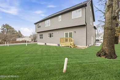 NEW CONSTRUCTION! Check out this newly built home in the highly - photo 43
