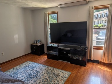 Welcome home to desirable Williamsburg I. This Cape style unit - photo 5