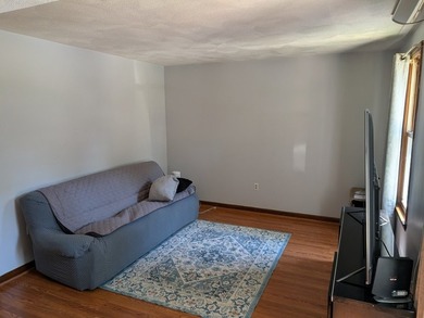 Welcome home to desirable Williamsburg I. This Cape style unit - photo 6