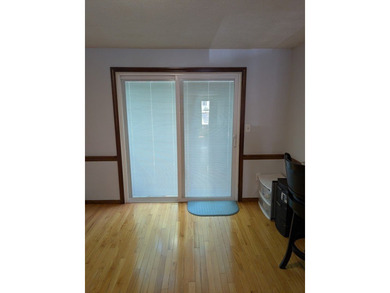 Welcome home to desirable Williamsburg I. This Cape style unit - photo 8