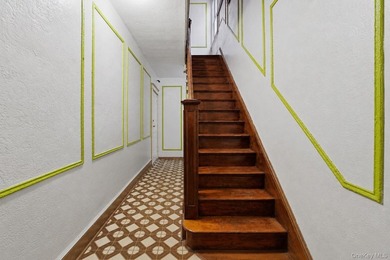 Discover the potential of this fully attached brick/frame home - photo 15