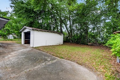 NEWLY REMODELED HOME WITH TWO GARAGES!Welcome to this charming - photo 32