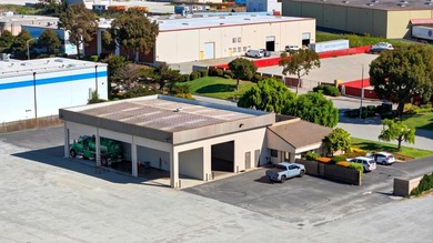 Rare opportunity to acquire two adjacent light industrial - photo 2