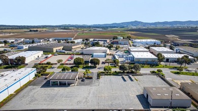 Rare opportunity to acquire two adjacent light industrial - photo 5