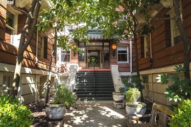 BEAUTIFULLY RENOVATED BALL PARC AMERICAN Welcome home to this