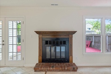 3 BEDROOM, 2.5 BATH, LIVING RM, LARGE EAT-IN KITCHEN, FENCED - photo 14