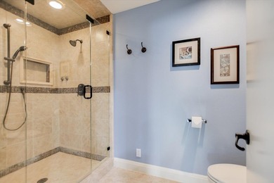 Experience luxurious lakefront living in this stunning 4 bed, 4 - photo 16