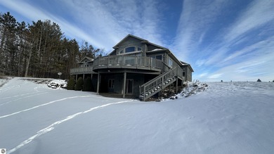 (private lake, pond, creek) Home For Sale in Beaverton Michigan