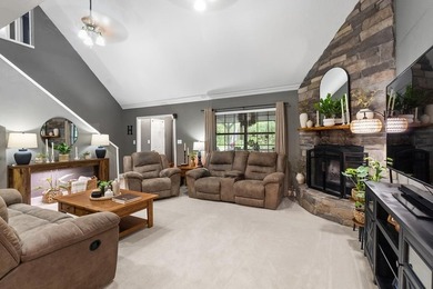 Welcome to 279 Angler Loop in Rayburn Country! This beautifully - photo 25