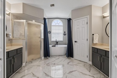 Beautifully updated 3 bed, 2 bath CBS home with a 2 car garage - photo 31