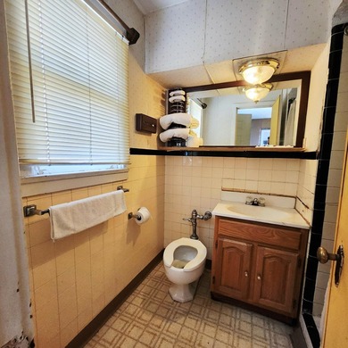 Huge opportunity to acquire a high-visibility commercial - photo 7