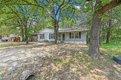 Recently updated 3-bedroom, 2-bath home minutes from Cedar Creek - photo 2