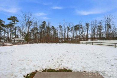 MOTIVATED SELLER! This wonderful home is located inside a gated - photo 5