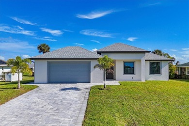 Lake Home For Sale in Rotonda West, Florida