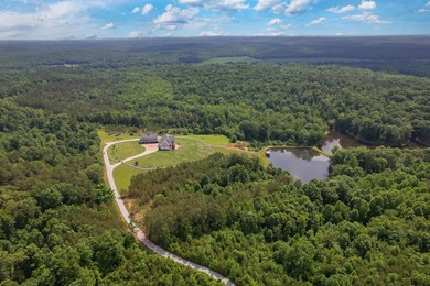 This expansive Tennessee estate offers an unrivaled blend of - photo 6