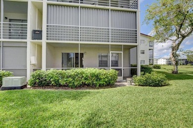 Beautiful first floor corner unit filled with lots of natural - photo 11