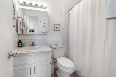 Rare opportunity to own a Condo Complex. 2 Buildings with 8 - photo 15