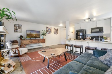 Rare opportunity to own a Condo Complex. 2 Buildings with 8 - photo 36