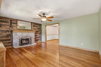 Welcome to 725 Wayne Street, a stunning and meticulously - photo 6