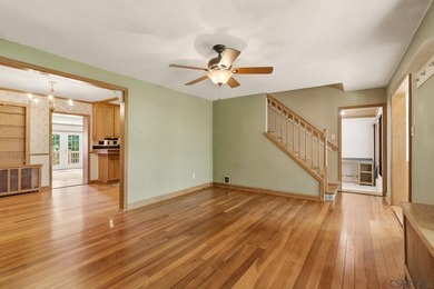 Welcome to 725 Wayne Street, a stunning and meticulously - photo 8