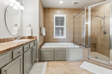 Best-priced large one-level furnished condo in desirable Pine - photo 17