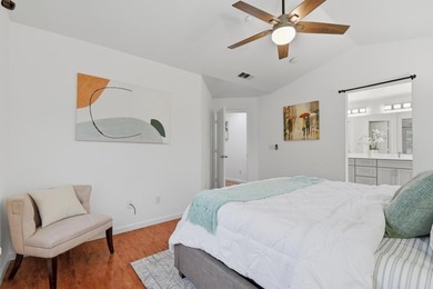 Gorgeous Single Family home with 3 Bedrooms and 2.5 Bath - photo 19