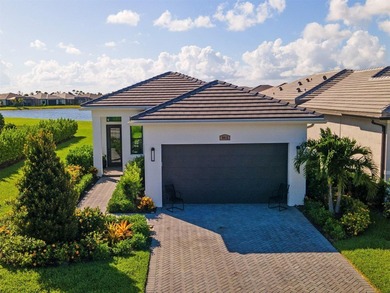 (private lake, pond, coastal) Home For Sale in Port Saint Lucie Florida