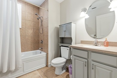 Best-priced large one-level furnished condo in desirable Pine - photo 22