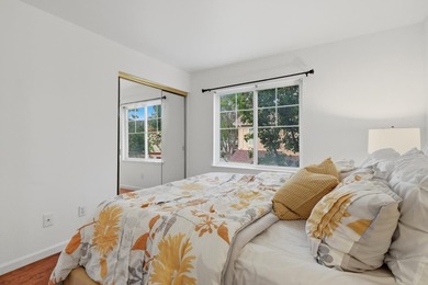 Gorgeous Single Family home with 3 Bedrooms and 2.5 Bath - photo 31