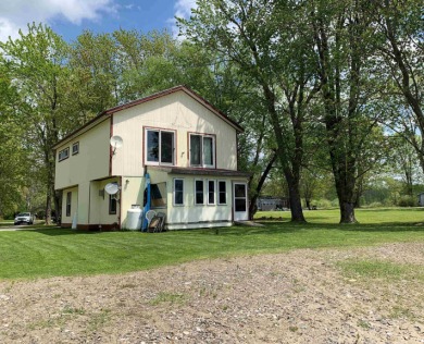 Lake Home Sale Pending in Alburgh, Vermont