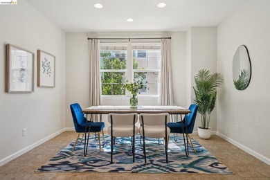 Modern Living in Marina Bay in this stylish and spacious - photo 10