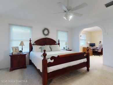 Welcome to your dream home! This stunning 4-bed, 3.5-bath, brick - photo 17