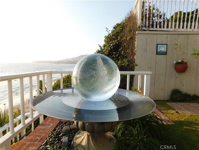 LUXURY OCEANFRONT VACATION RENTAL. This turn-key rental is - photo 24