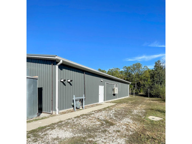 Easily converted space with endless possibilities. This