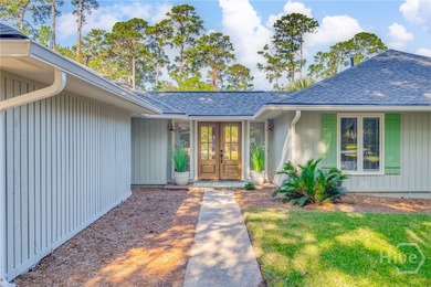 Move-in ready and beautifully renovated, this single-story - photo 2