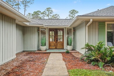 Move-in ready and beautifully renovated, this single-story - photo 3