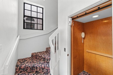 Discover the perfect blend of comfort, style, and convenience in - photo 3