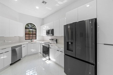 Discover the perfect blend of comfort, style, and convenience in - photo 9