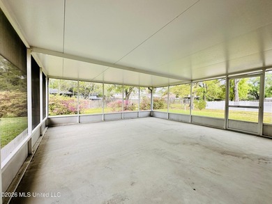 $15,000. in BUYER INCENTIVES. Nice, well-maintained one-story - photo 14