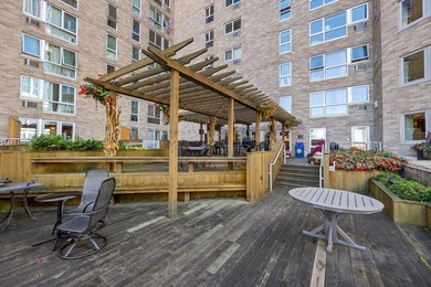 Centre Village offers the perfect blend of urban convenience and - photo 23