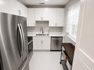 Welcome home to this charming one-bedroom, one-and-a-half-bath - photo 2