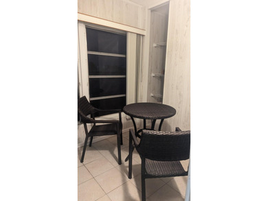 Investor opportunity with an established tenant in place, ideal - photo 5
