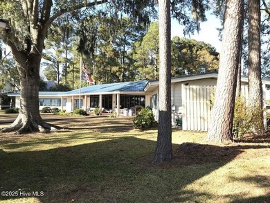 Lake Home For Sale in Elizabethtown, North Carolina