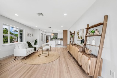 Welcome to 1201 N Palmway - a turnkey gem in one of Lake Worth - photo 3