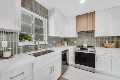 Welcome to 1201 N Palmway - a turnkey gem in one of Lake Worth - photo 10