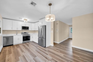 Welcome to this beautifully renovated, move-in ready bright - photo 3