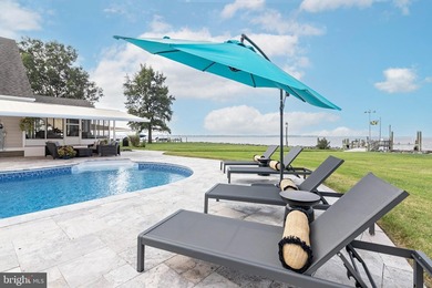 Welcome to Your Eastern Shore Waterfront Paradise! Nestled along - photo 22