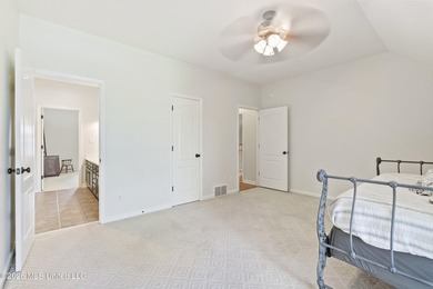 Welcome to 1646 Valentine Rd, a home you do not want to miss - photo 36