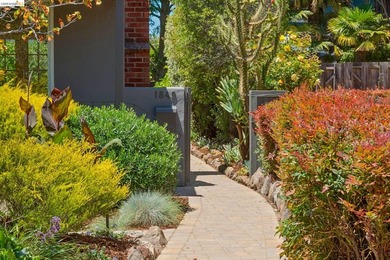 New listing. Exceptional Upper Oakmore Traditional with timeless - photo 4